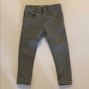Zara jeans